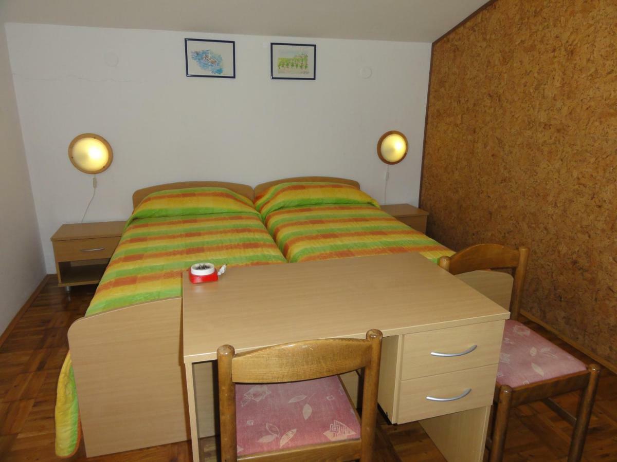 Nice And Cozy Apartment Ferry In Medulin Exterior photo